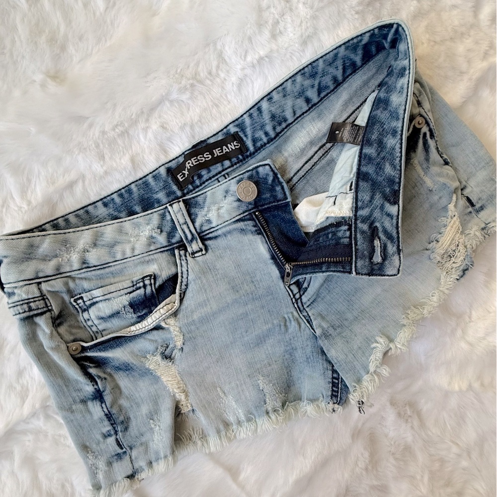 EXPRESS distressed light blue denim cutoff shorts